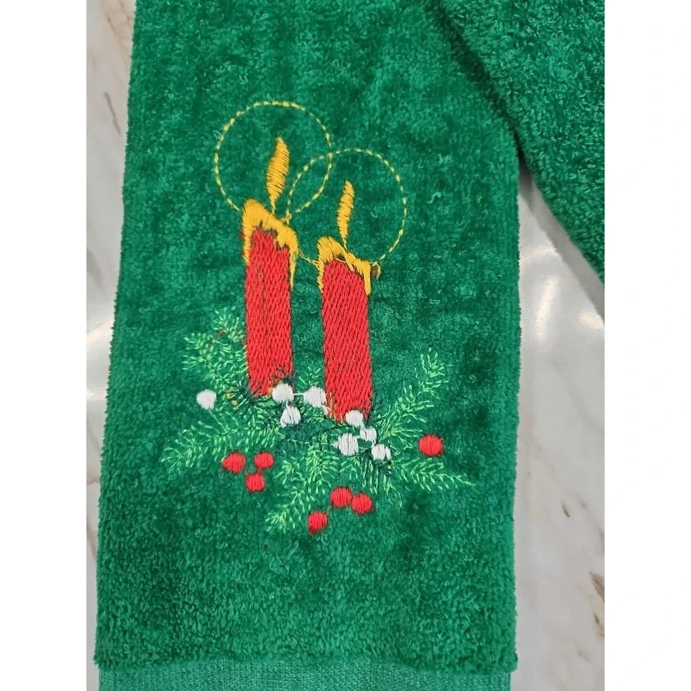 Two Vintage Cannon USA Embroidered Christmas Hand Towels Cotton Terry Fringe